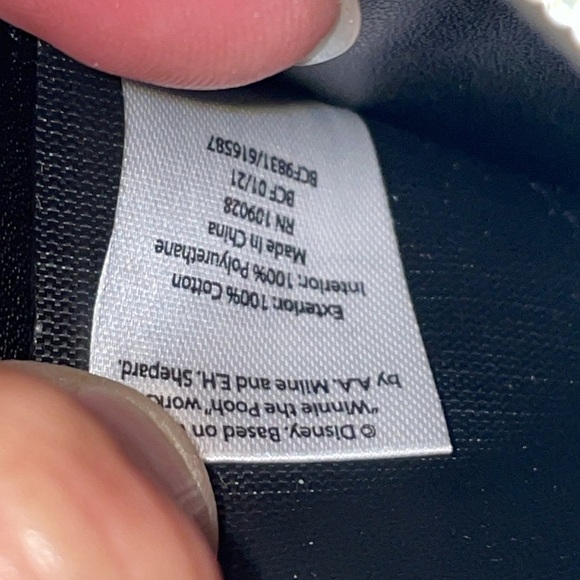 Winnie the Pooh Wallet.  Checkered. - Picture 7 of 7